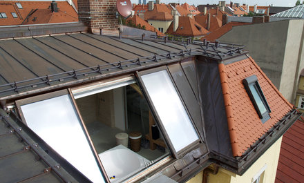 Krásně zpracovaná střecha s posuvným prosklením